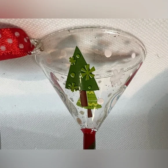Lolita | Tipsy mini-tini martini glass ornament - Picture 6 of 12